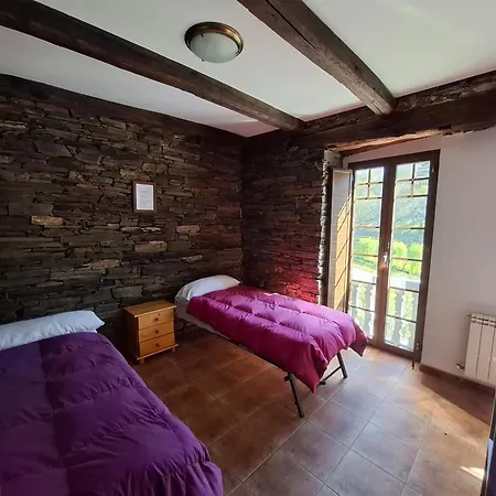 Albergue Val De Samos