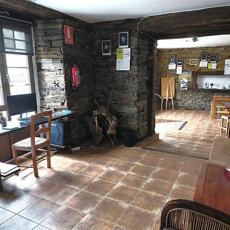 Val De *