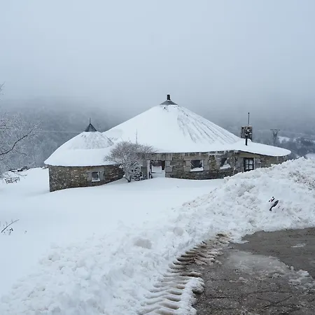 Val De Albergue Samos